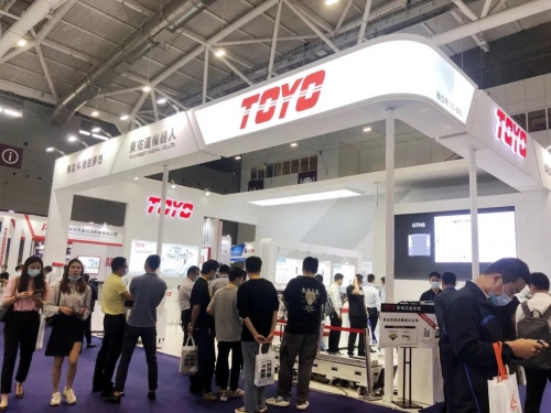 東佑達(dá)機(jī)器人(1).jpg
